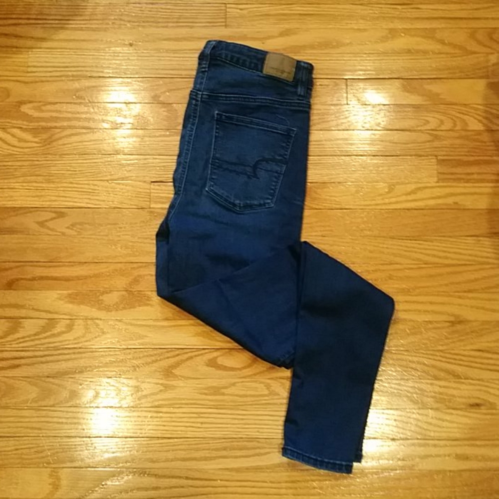 High waisted jeans